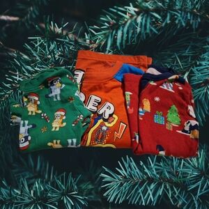 Size 3t Christmas Pj Tops And A Superman Tee